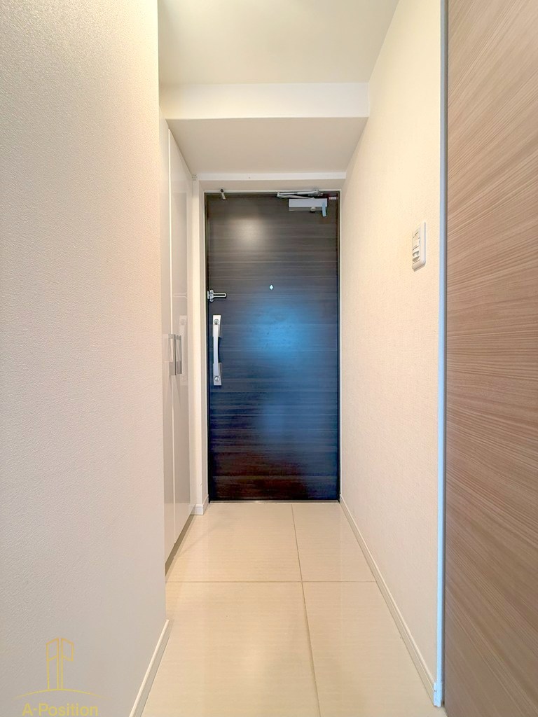 玄関　S-RESIDENCE難波Briller