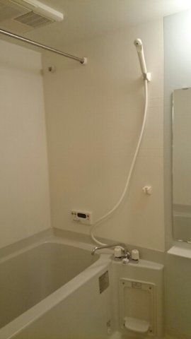 バス・シャワールーム　お風呂です