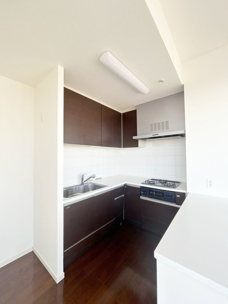 キッチン　3口ガスコンロ付L字キッチン