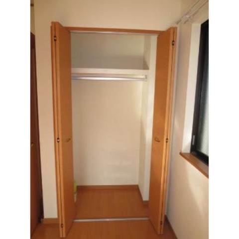 収納　メゾンウィステリアの収納