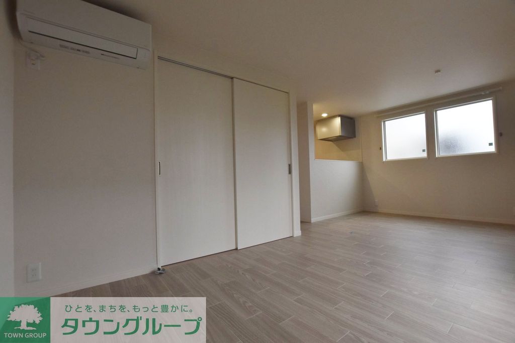 居室・リビング　フローリング