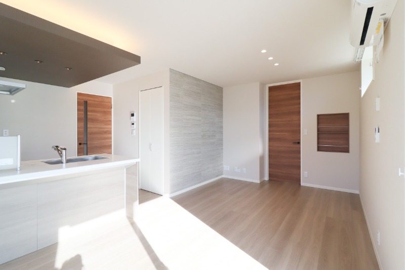 居室・リビング　図面と現状に相違がある場合には現状を優先