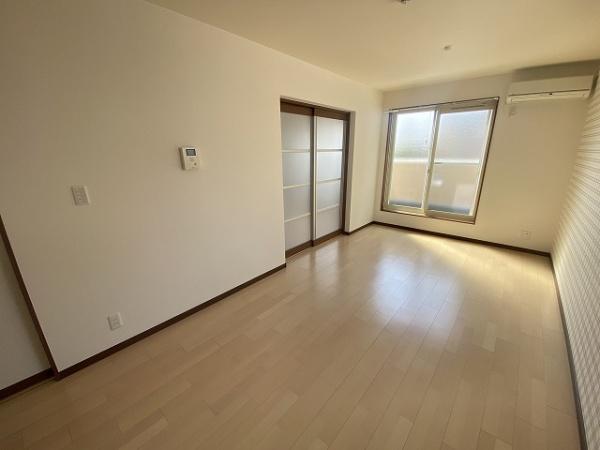 居室・リビング　カウンターキッチン！