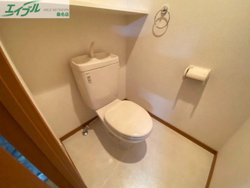 トイレ　同型参考写真