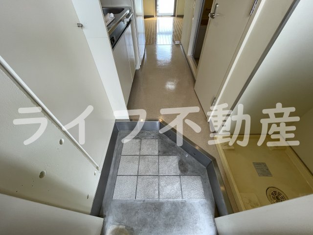 玄関　明るい玄関です