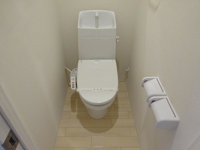 トイレ　シャワー付トイレ