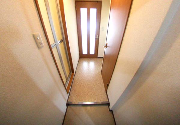 玄関　シンプルで使いやすい玄関です