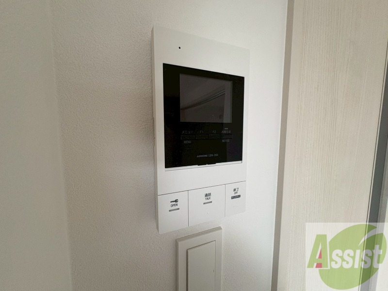 セキュリティ　モニタ付インターホンでセキュリティ面も安心です。