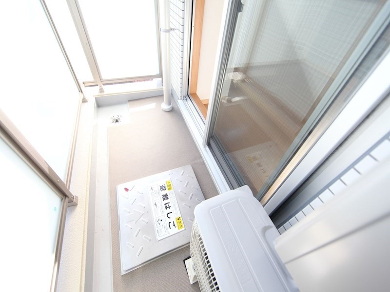 バルコニー　南面バルコニー