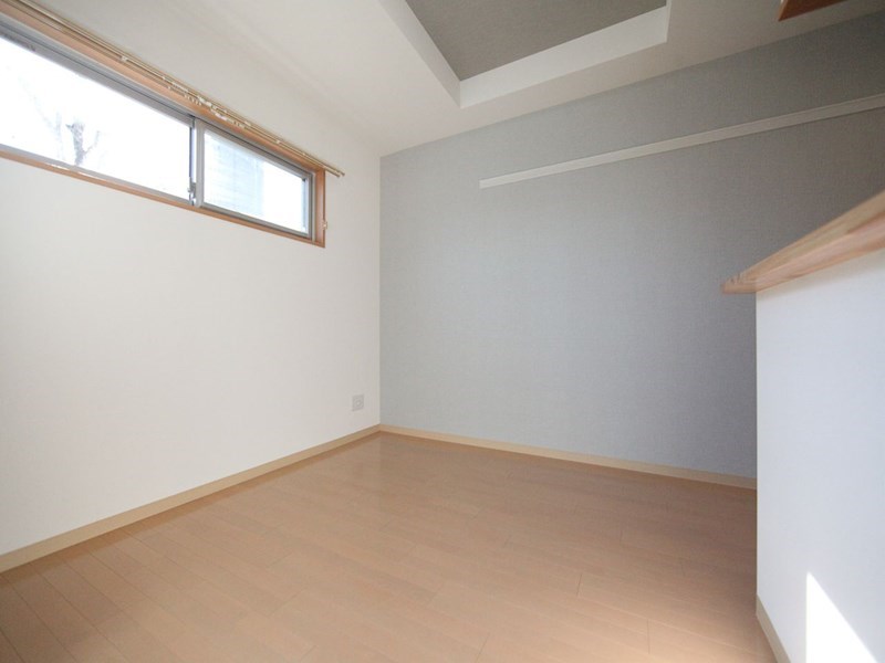 その他　洋室9.3帖　カウンターキッチン　2面採光　南面バルコニー