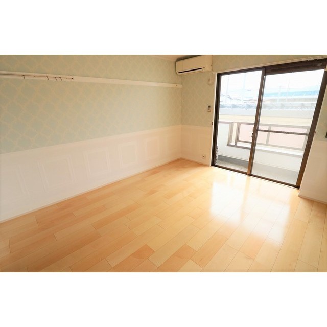 居室・リビング　デザインが異なるので、現況優先になります