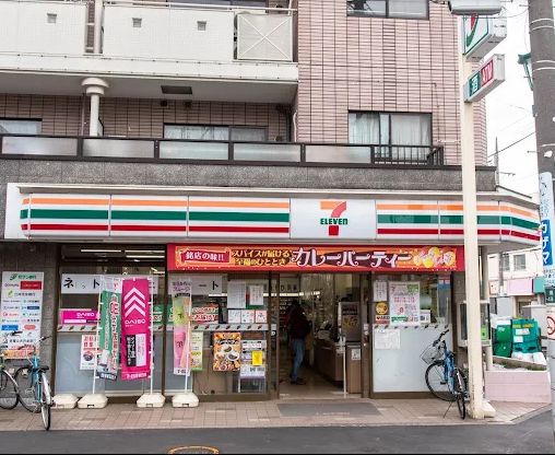 コンビニ　セブンイレブン世田谷松原駅前店（コンビニ）まで101m