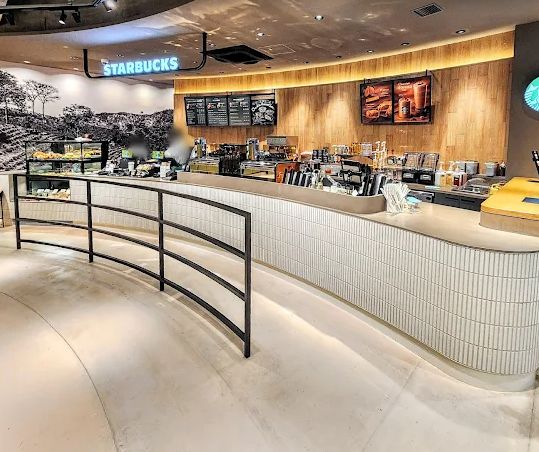 飲食店　スターバックスコーヒーOlive　LOUNGE下高井戸店（飲食店）まで774m