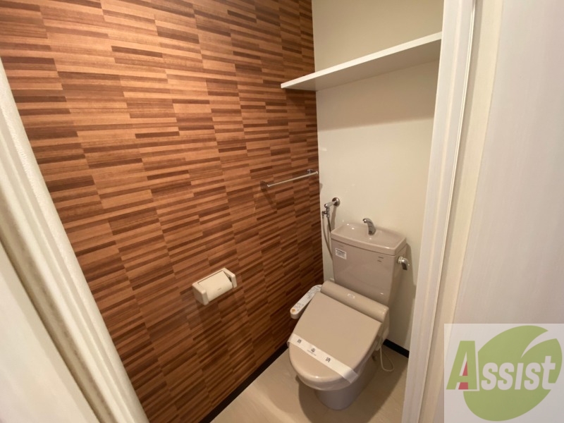 トイレ　こちらはトイレです。清潔感があり、安心して使用できます。