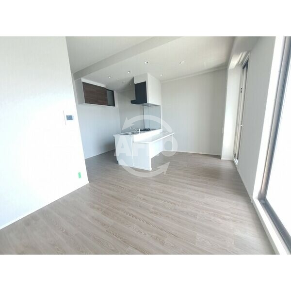 居室・リビング　スプランディッド十三本町　リビング