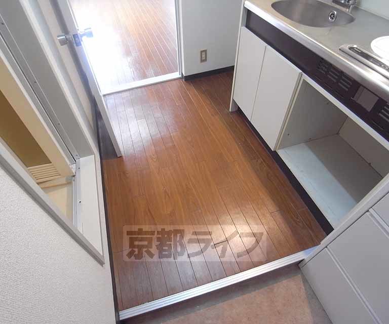 その他部屋・スペース　お部屋へと続く廊下ですね。