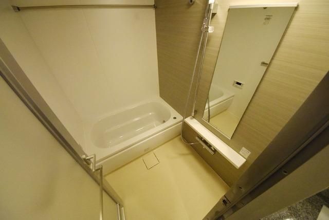 バス・シャワールーム　※同タイプの写真です