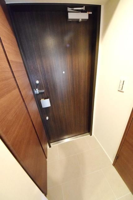 玄関　※同タイプの写真です