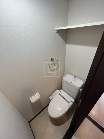 トイレ　プレジオ南堀江　温水洗浄便座