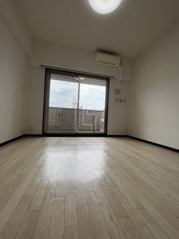 居室・リビング　プレジオ南堀江　洋室