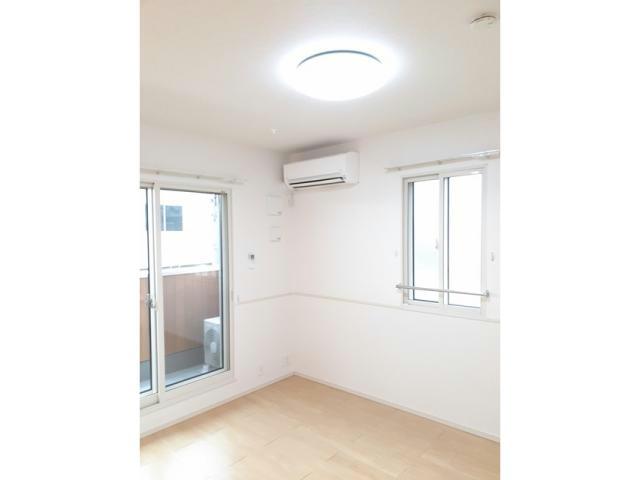 居室・リビング　エスト　メルヴェーユ