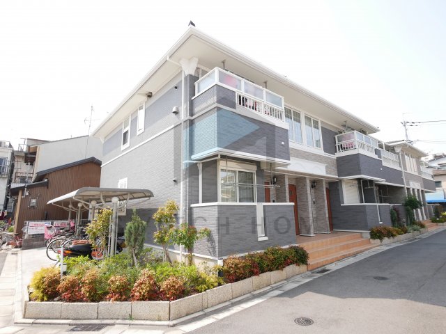 建物外観　落ち着いた雰囲気の外観です