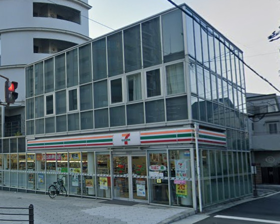 コンビニ　セブンイレブン大阪細工谷１丁目店（コンビニ）まで490m