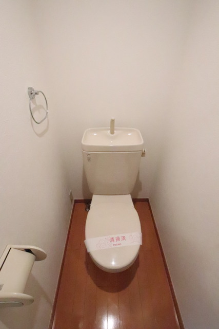 トイレ　◆バスルーム・トイレ別で快適な毎日◆