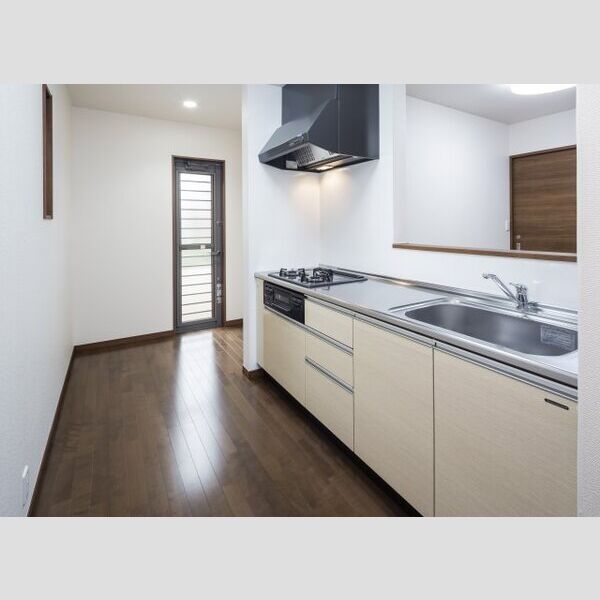 キッチン　写真はイメージです 色仕様は現状優先となります。