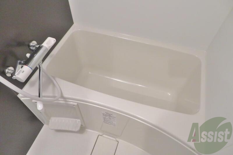 バス・シャワールーム　お風呂もキレイですね。毎日、キレイになって下さいませ