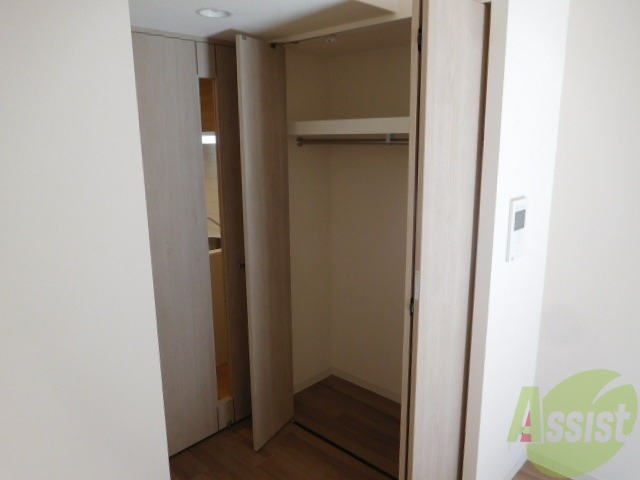 収納　使いやすいクローゼットタイプです。