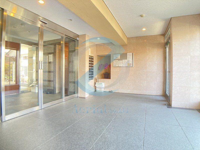 エントランス　エントランス