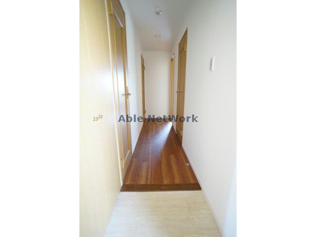 玄関　※リノベーションイメージです。