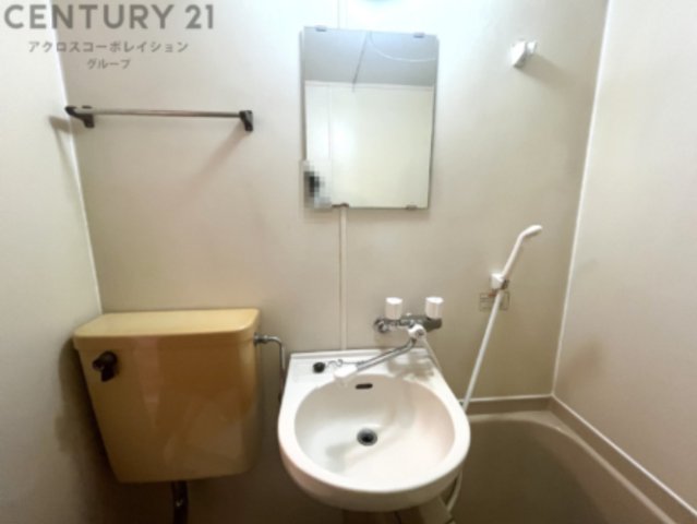 洗面設備　浴室内に洗面台付き！