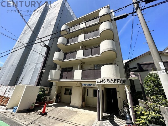 建物外観　宅配BOX付きで不在時も便利です！