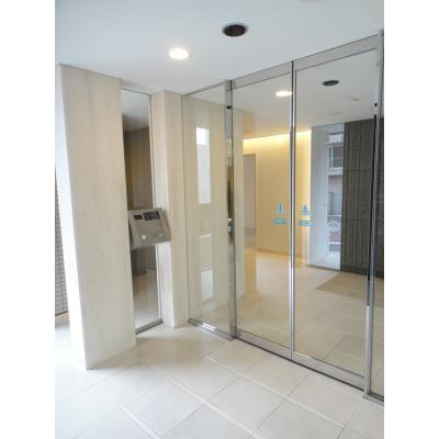 エントランス　エントランス