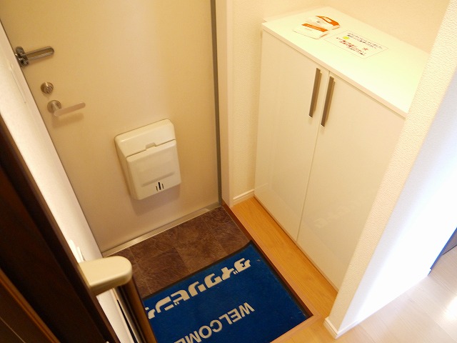 玄関　明るい玄関です