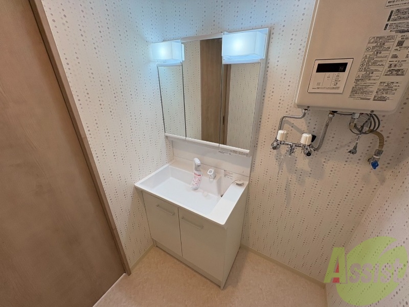 洗面設備　シャンプードレッサーで身支度もラクラクです！