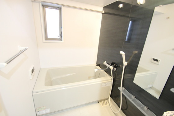 バス・シャワールーム　※別号室の写真です