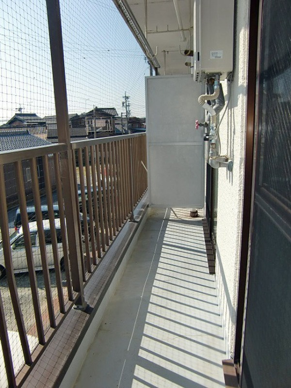 バルコニー　南東向きで日当たり良好♪