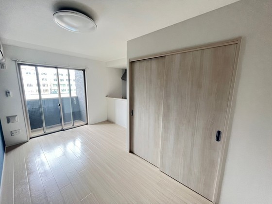 居室・リビング　※別部屋の写真です