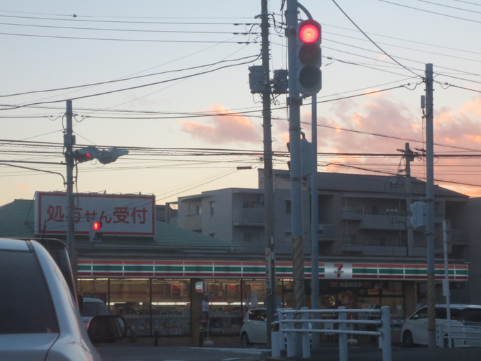 コンビニ　セブンイレブン千葉青葉町店（コンビニ）まで322m