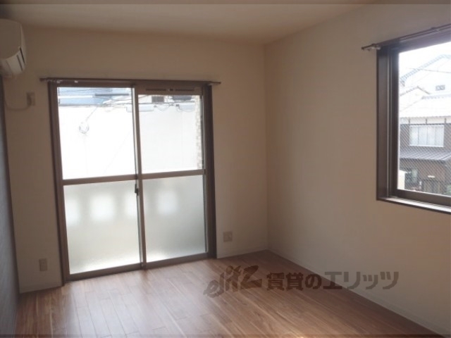 居室・リビング　居室