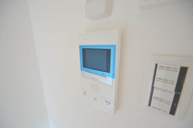 セキュリティ　TVモニター付インターホン