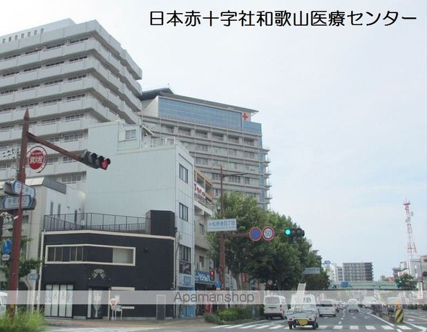 病院　日本赤十字社和歌山医療センター（病院）まで1000m