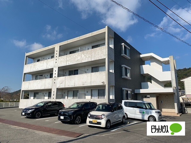 建物外観　ドミール・イレブン