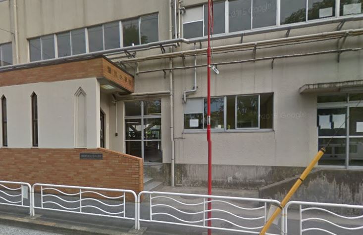 小学校　江東区立深川小学校（小学校）まで301m