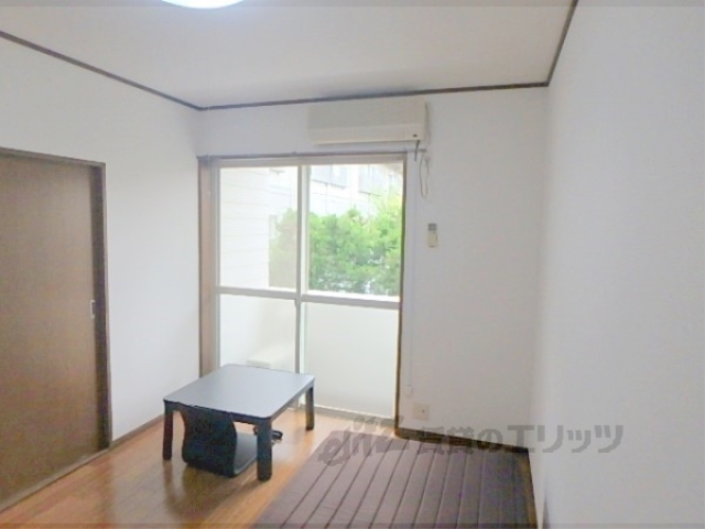 居室・リビング　洋室