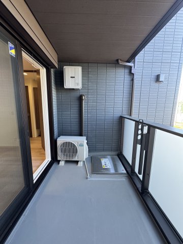 バルコニー　別部屋写真使用