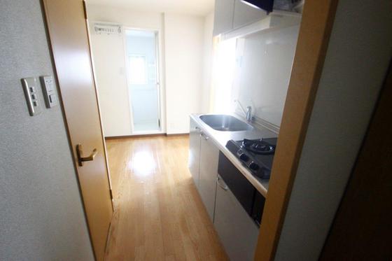 玄関　※他号室の写真です。